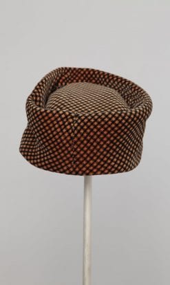 n1012_chapeau_velours_marron_noir_pic001
