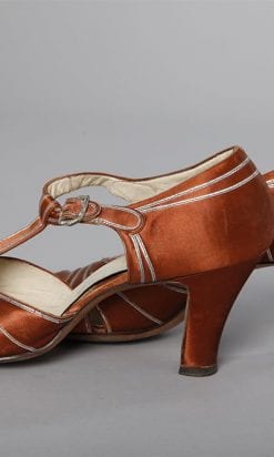 n132_chaussures_1930_en_satin_marron_pic001