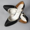 n149-xx-chaussures-satin-noires-et-argent-pic002