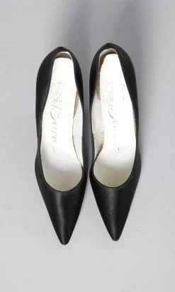 n157_chaussures_en_satin_noir_pic002