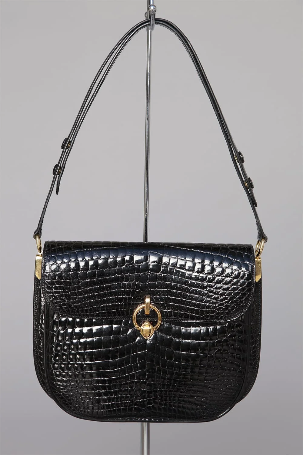 n160_sac_en_croco_noir_pic001