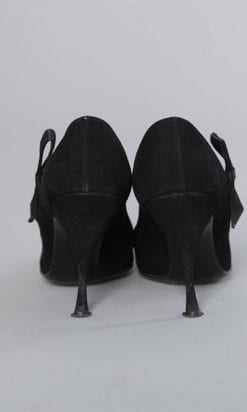 n161_chaussures_daim_noir_neoud_satin_j.miller_1950_1960_pic004