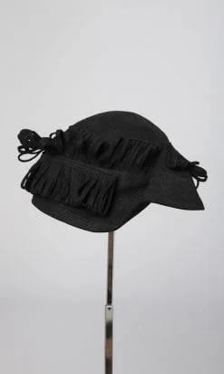 n210_chapeau_schiaparelli_pic002