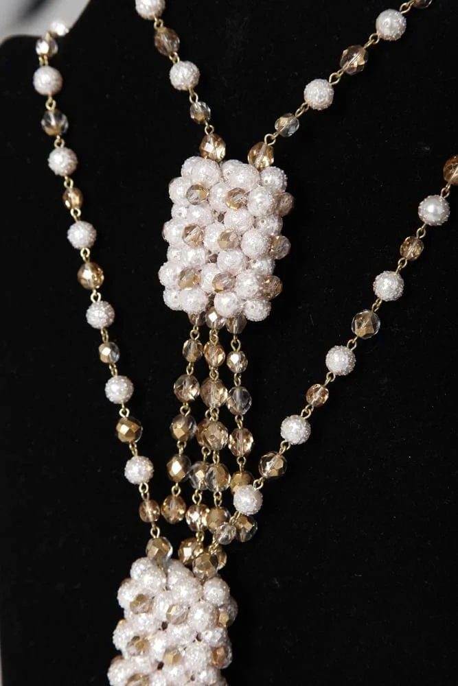 Collier double rang de perles blanc rosé et or – Image 2