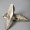 Paire de chaussures 1920 en lamé argent