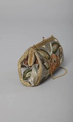 Alternative view of Sac brodé de motifs en fils métalliques de couleur vers 1930