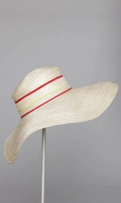 Alternative view of Grande Capeline en paille et gros grain rouge et vert