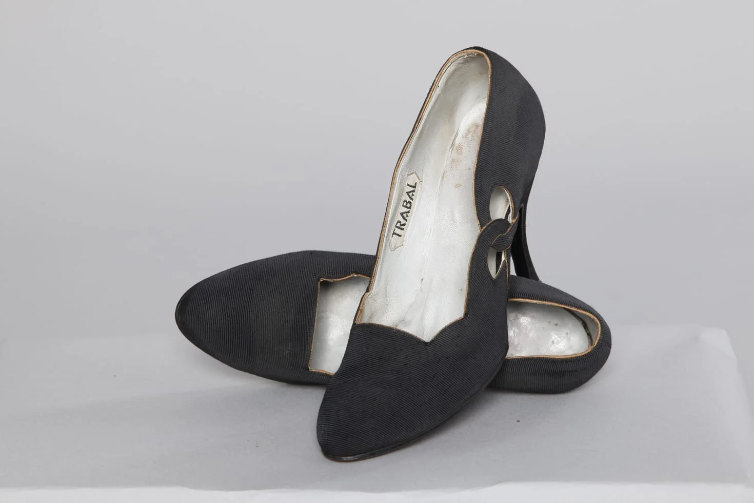 Paire de chaussures en reps noir 1930