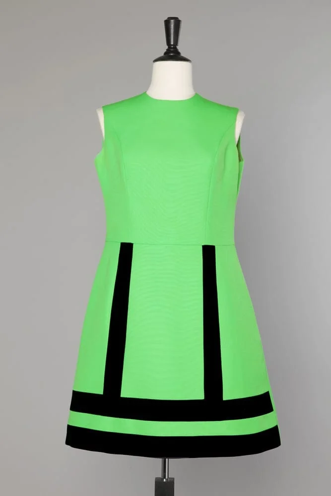Robe 1960 verte et bandes noires