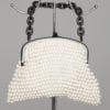 Sac 1970 au crochet perlé blanc