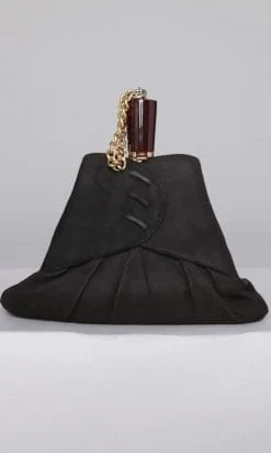 Sac en daim noir 1940