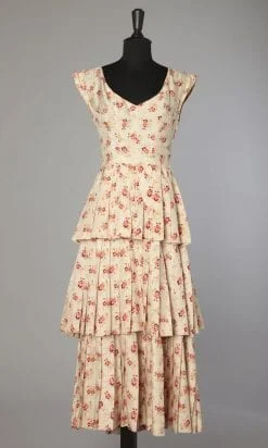 Robe en soie ivoire imprimée 1950