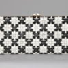 Sac pochette 1970 à carreaux noirs et blancs