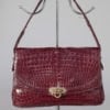 Sac en croco rouge bordeaux 1940 - 1950