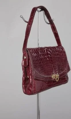 Alternative view of Sac en croco rouge bordeaux 1940 - 1950