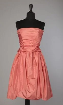 Robe bustier des années 1980 en soie rose