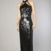 Longue robe noire entièrement pailletée 1970