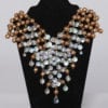 Collier en perles de verre transparentes irisées et marron