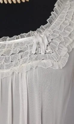Alternative view of Chemise de nuit en mousseline blanche