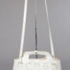 Sac en cuir blanc 1970 à carreaux découpés
