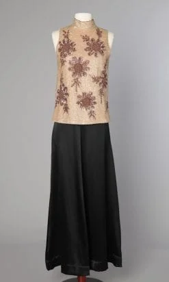 Pull 1960 brodé de paillettes et perles