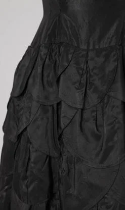 Alternative view of Robe 1950 en faille noire
