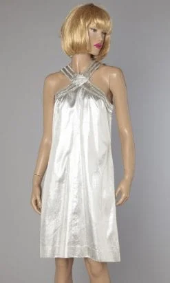 Robe 1970 en lamé argent