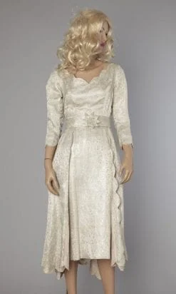 Robe en satin argent broché argent rose