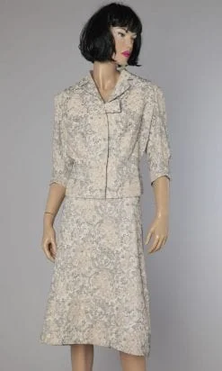 Tailleur Carven 1950 en jacquard motifs fleuris
