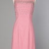 Robe en lin rose 1960 brodée de perles et strass