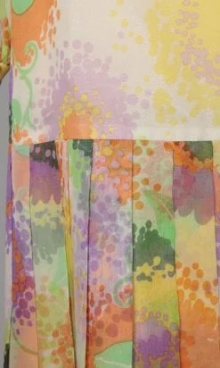 Alternative view of Robe en mousseline de soie imprimée 1960 - 1970