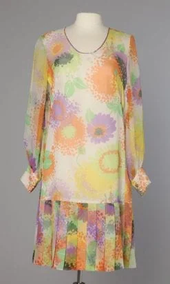Robe en mousseline de soie imprimée 1960 - 1970