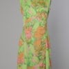 Robe 1960 en nylon vert imprimée de fleurs exotiques