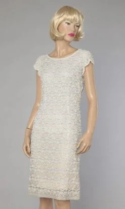 Robe 1960 en dentelle perlée