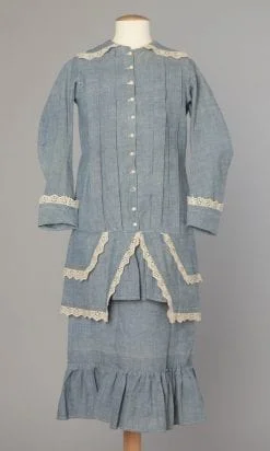 Robe de fillette 1880 en lin bleu