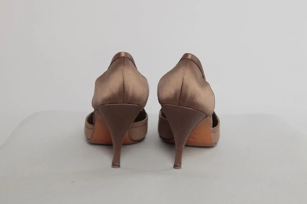 n1140_chaussures_satin_marron_pic001