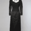 Robe en satin de soie et guipure noire Pierre Balmain