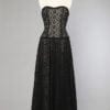 Robe longue bustier en guipure noire strassée 1950