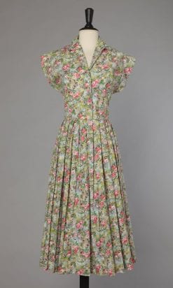 Robe en coton imprimé de fleurs 1950