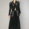 Tailleur en velours vert sapin avec brandebourgs vers 1910