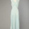Chemise de nuit en soie bleu brodé 1940