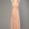 Chemise de nuit 1940 en satin rose imprimé de fleurs