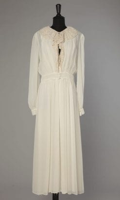 Ensemble chemise de nuit et déshabillé en satin mousseline et dentelle 1940 - 1950