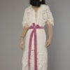 Robe d'été 1910 en crépon de cton blanc et dentelle mécanique