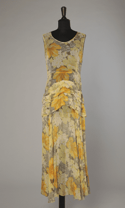 Robe 1930 en mousseline jaune imprimée de fleurs