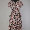 Robe 1940 en viscose imprimée de fleurs mauves, grises et roses