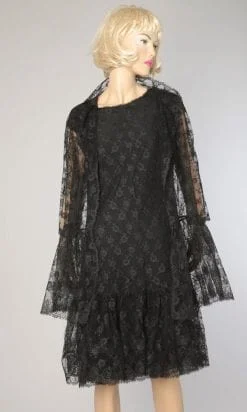 Robe et veste en dentelle noire 1960 griffée Balenciaga