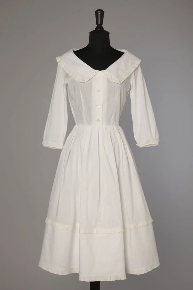 Robe 1950 en coton blanc griffée Lempereur