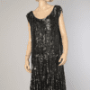 Robe 1925 entièrement brodée de paillettes noires et verre souflé