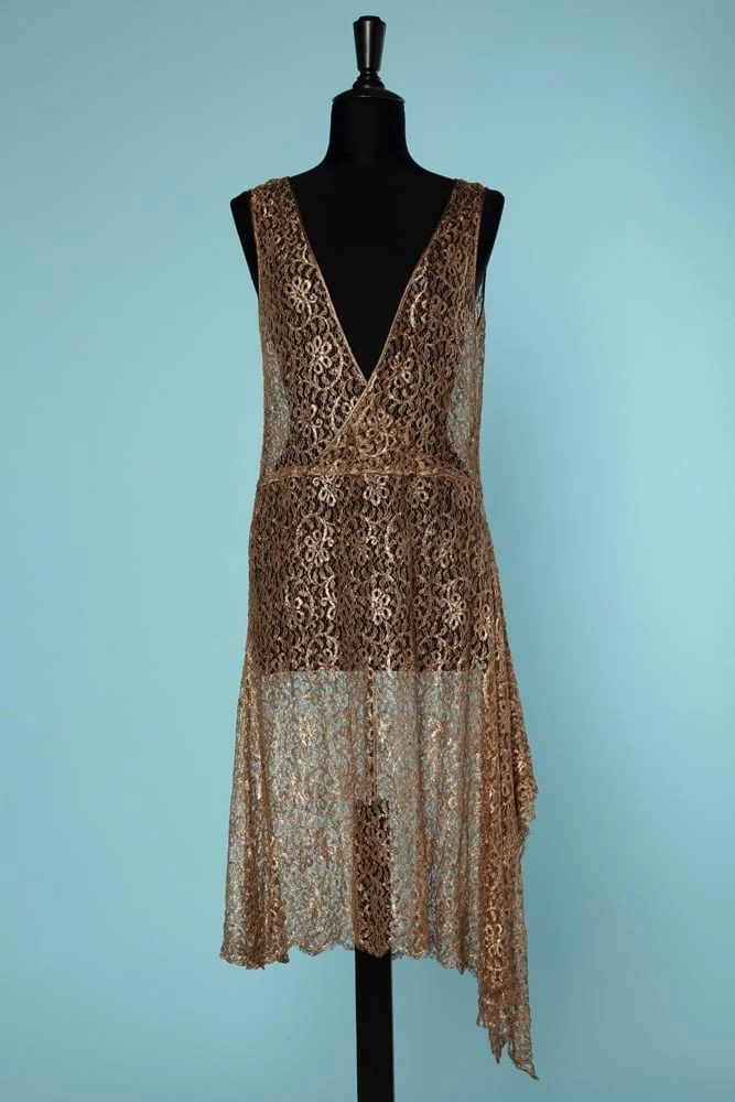 Robe 1925 en dentelle métallique or